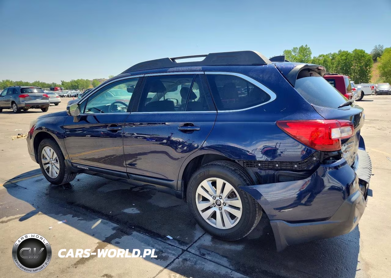 2018 Subaru Outback 2.5I Premium VIN:4S4BSAHC5J3248635 - 2