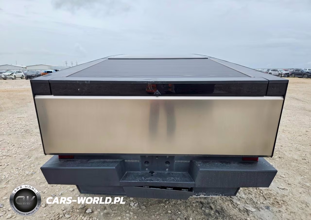 2024 Tesla Cybertruck VIN:7G2CEHED0RA033338 - 6
