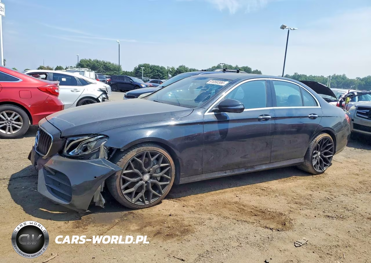 2017 Mercedes-Benz E 300 4Matic – zdjęcie 1 z 12