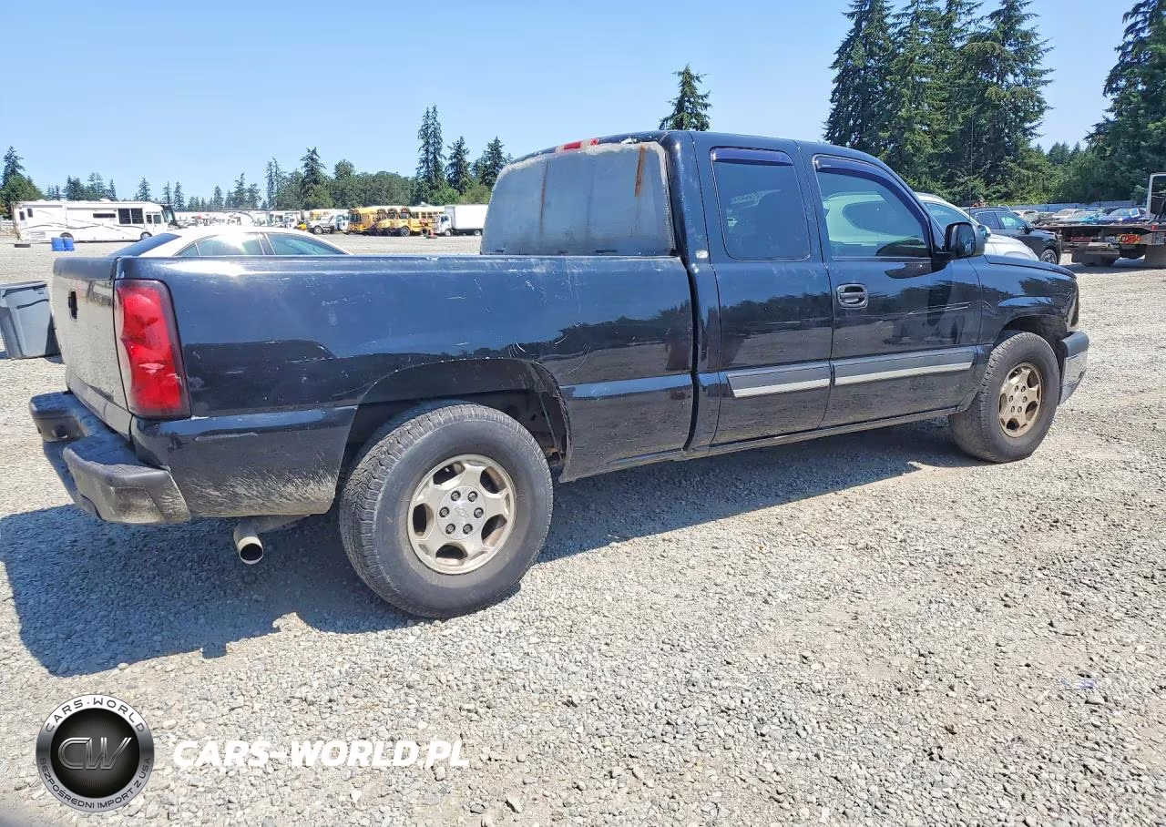 2003 Chevrolet Silverado C1500 VIN:2GCEC19V231180883 - 3