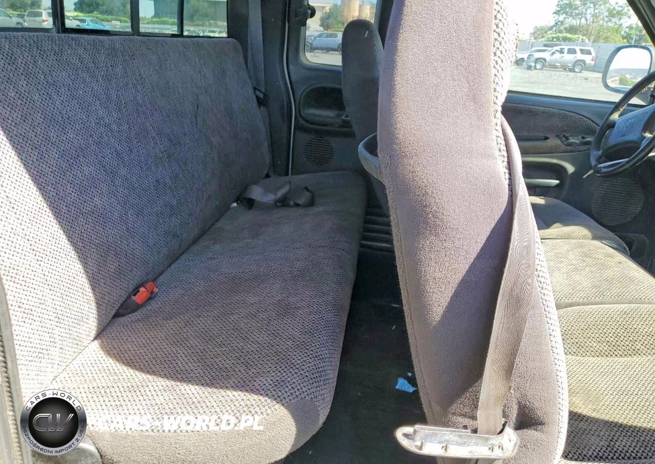2000 Dodge Ram 1500 VIN:3B7HC13Y4YG105083 - 10