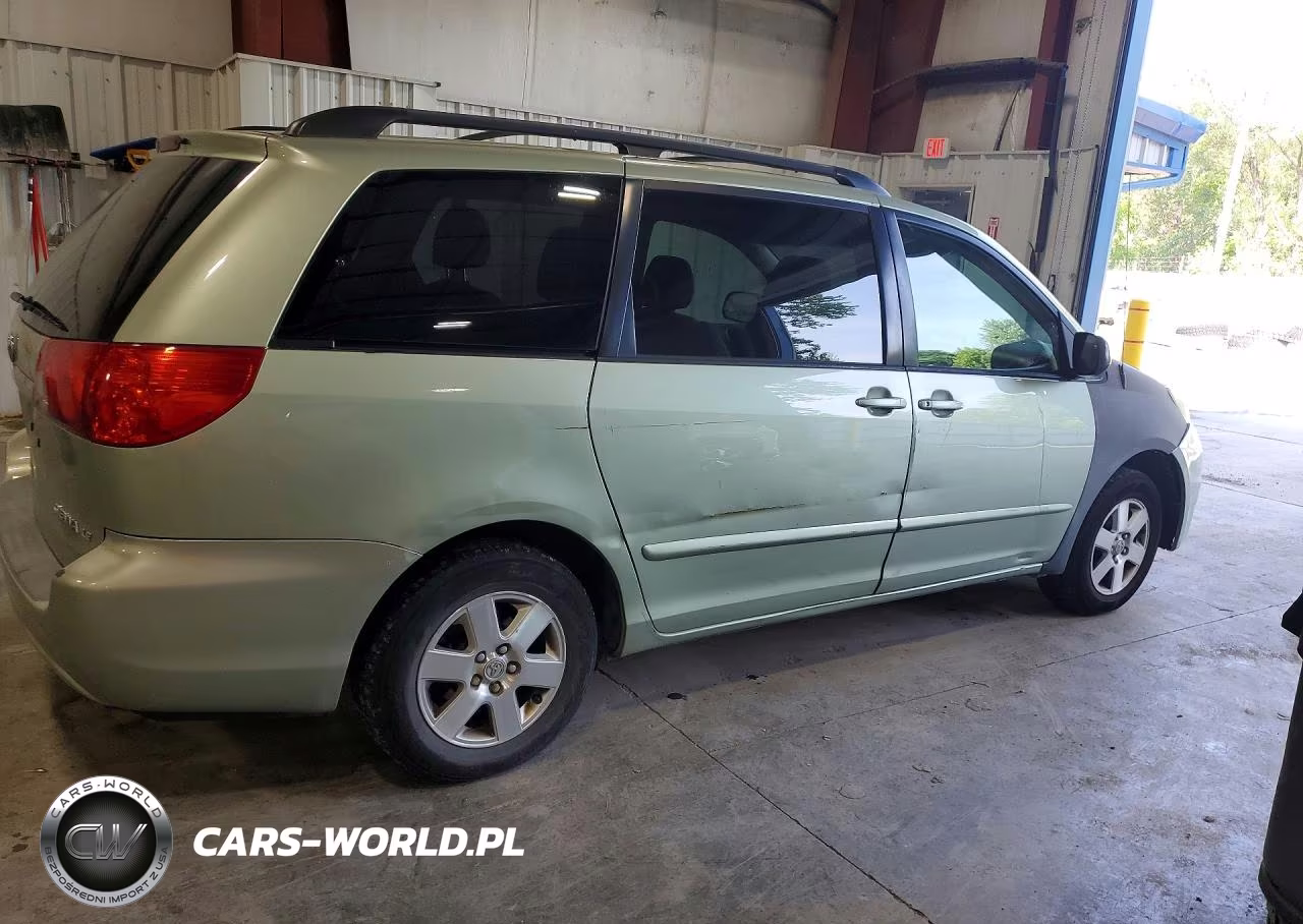 2009 Toyota Sienna Le 7-Passenger VIN:5TDZK23C89S268047 - 3
