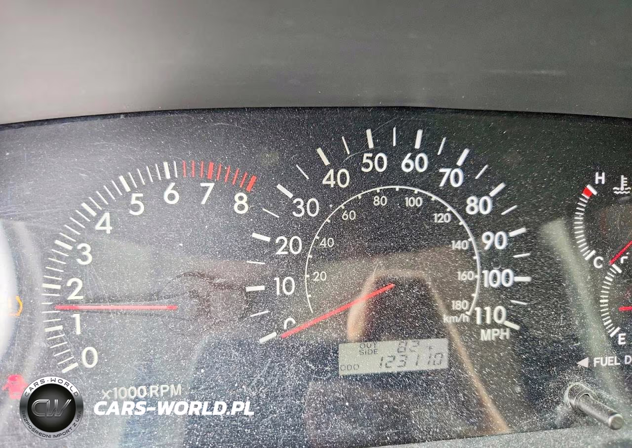 2008 Toyota Corolla Le VIN:1NXBR30E68Z940637 - 9