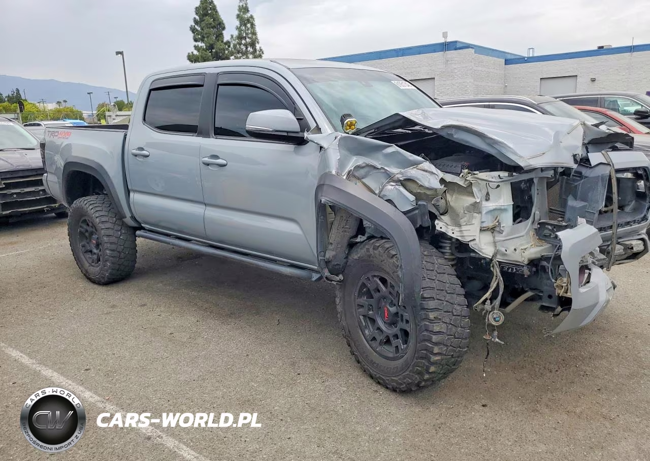 2018 Toyota Tacoma Trd Off-Road VIN:3TMCZ5AN7JM161552 - 4