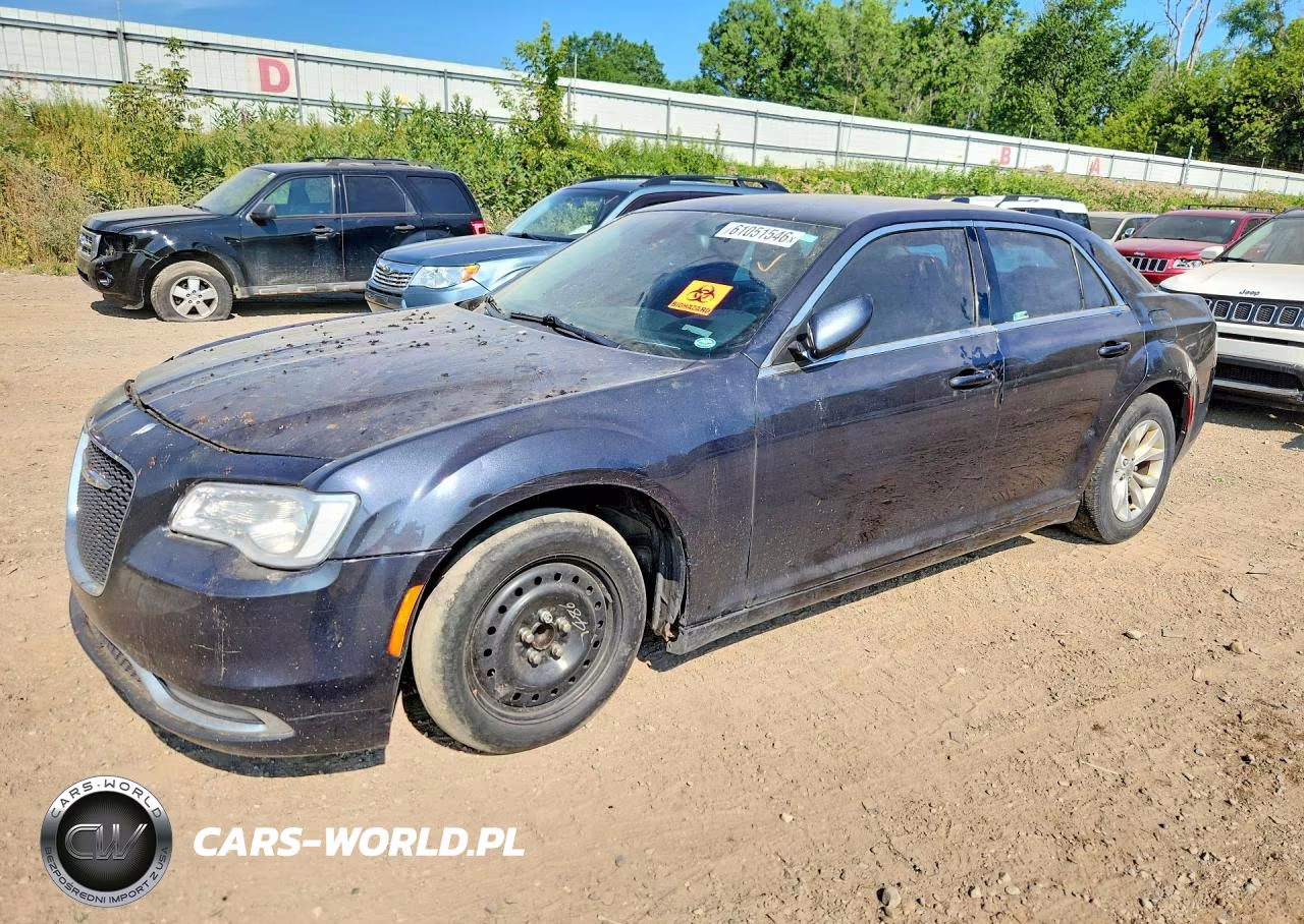 2015 Chrysler 300 Limited