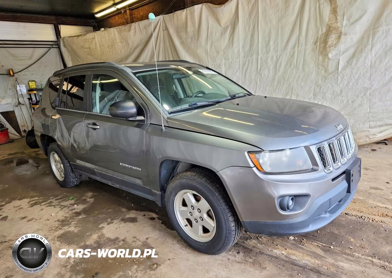 2014 Jeep Compass Sport VIN:1C4NJDBB8ED506135 - 4