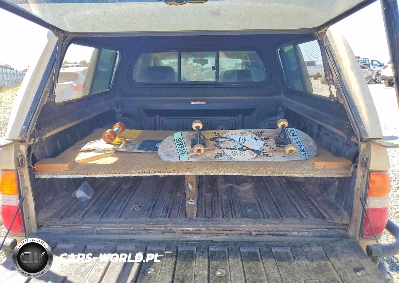 2002 Toyota Tacoma Double Cab VIN:5TEHN72N32Z013608 - 10