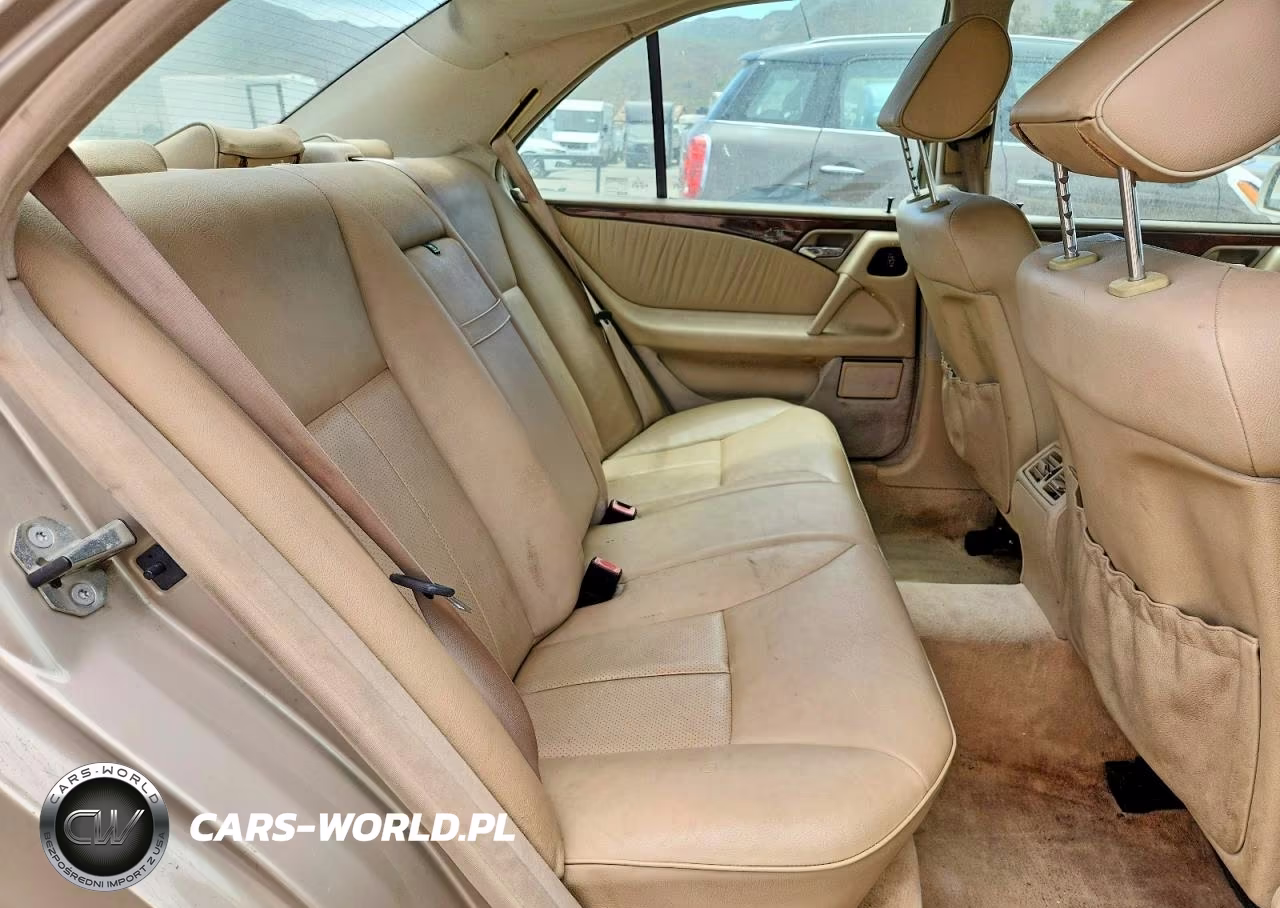 1999 Mercedes-Benz E 320 VIN:WDBJF65H3XA900947 - 10