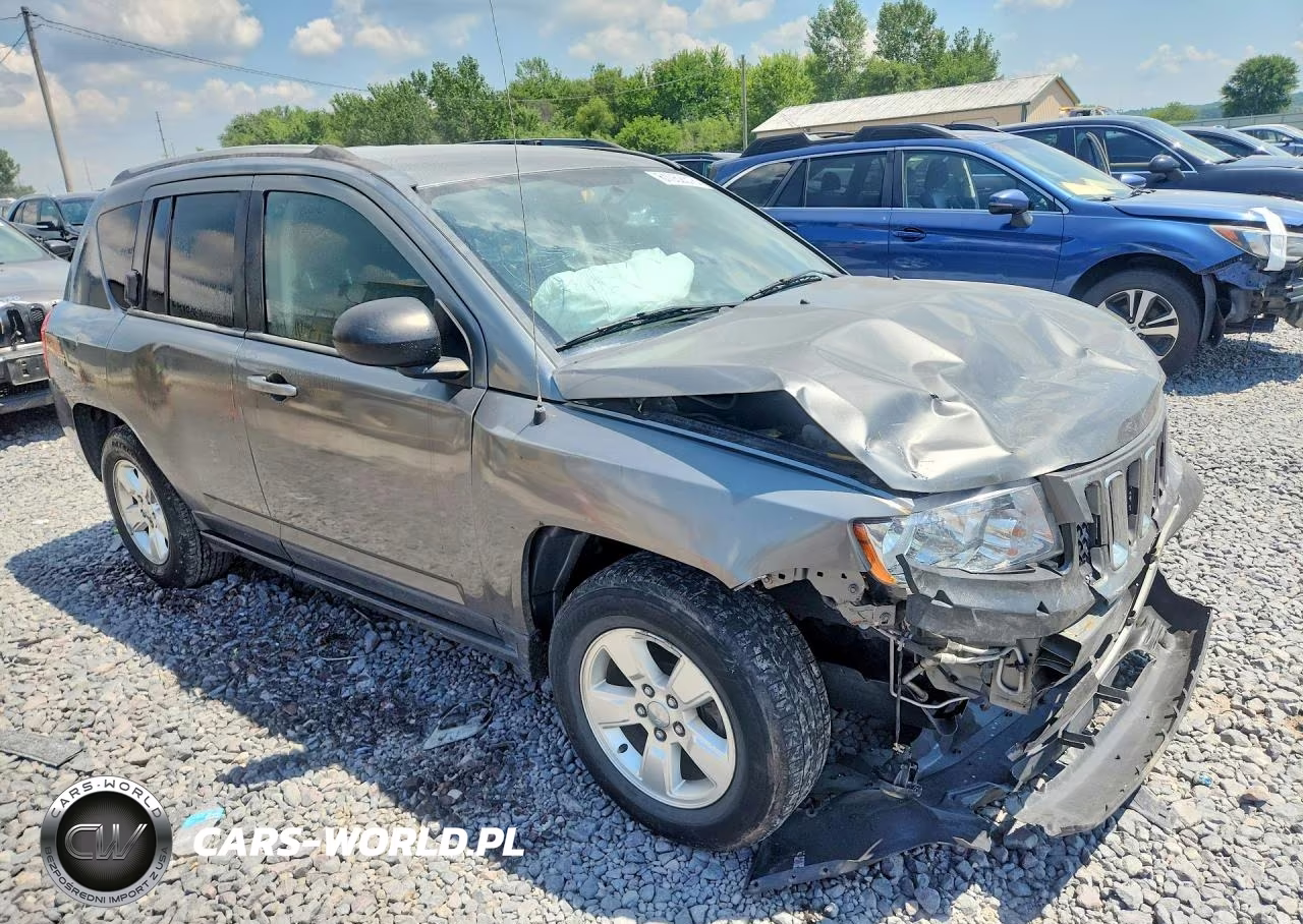 2013 Jeep Compass Sport VIN:1C4NJCBA4DD265187 - 4
