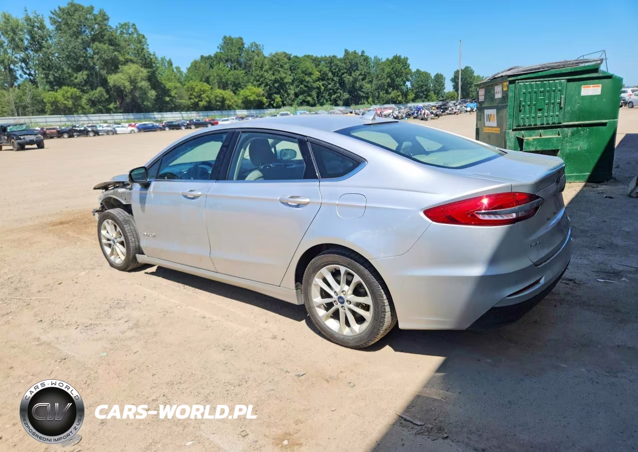 2019 Ford Fusion Se VIN:3FA6P0LU3KR103023 - 2