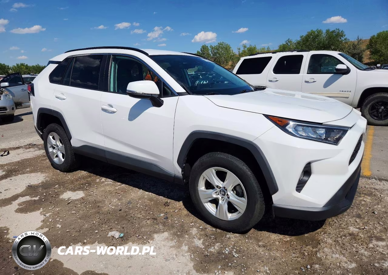 2021 Toyota Rav4 Xle VIN:2T3P1RFV3MC143059 - 4