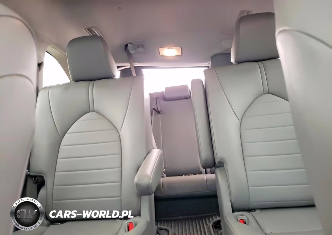 2023 Toyota Highlander Xle VIN:5TDKDRBH6PS527617 - 10
