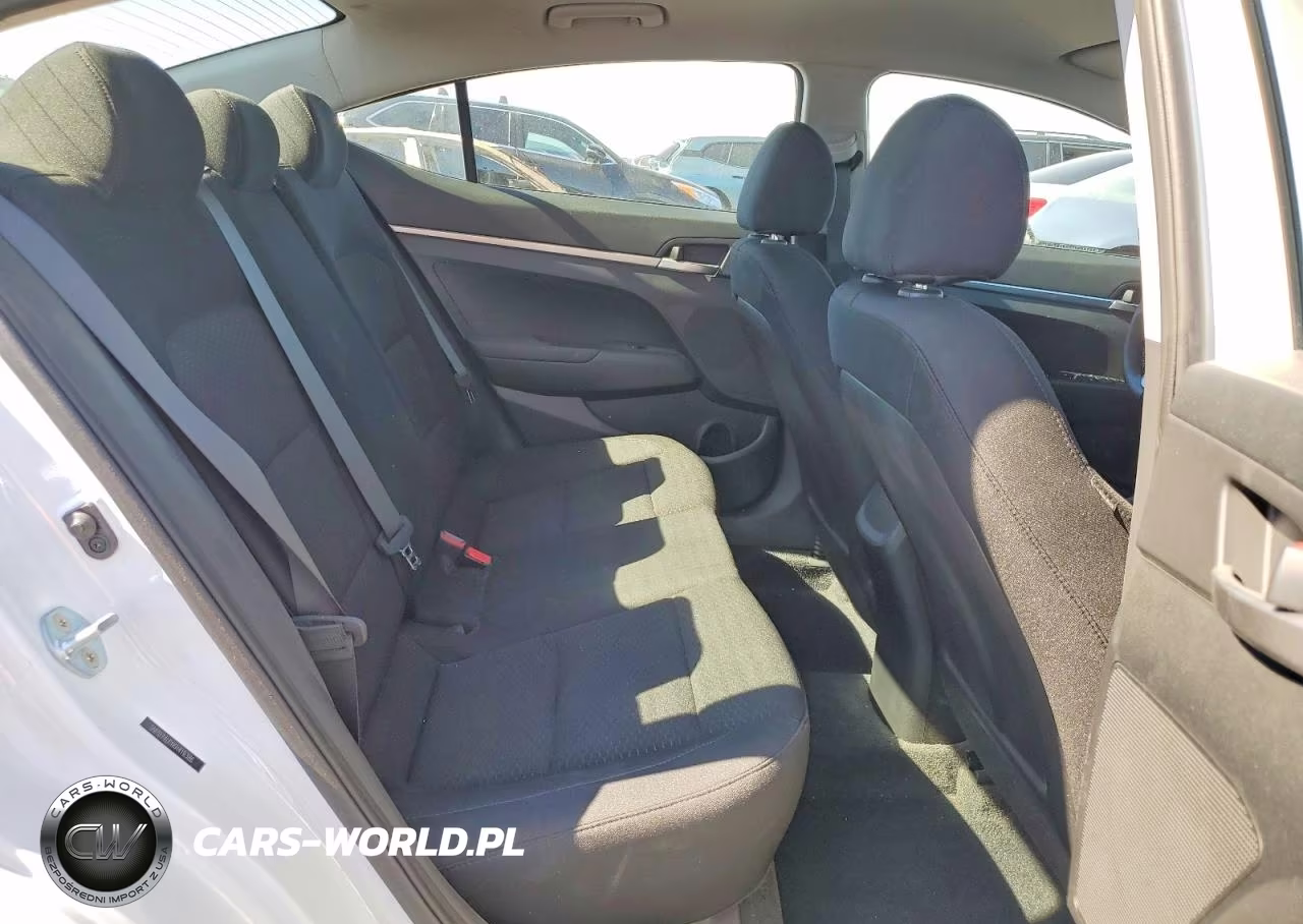 2019 Hyundai Elantra Se VIN:5NPD74LF1KH419386 - 10