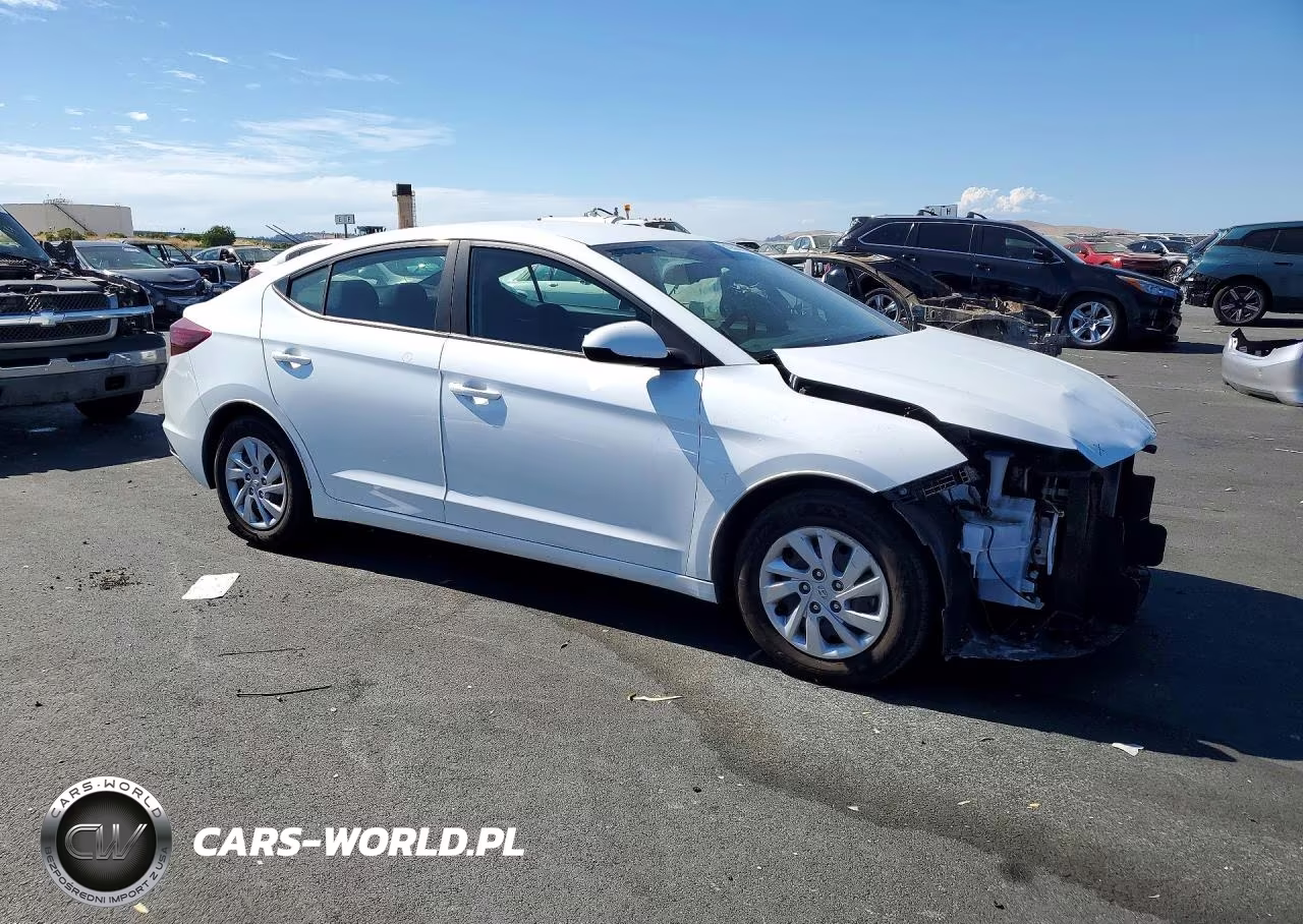 2019 Hyundai Elantra Se VIN:5NPD74LF1KH419386 - 4