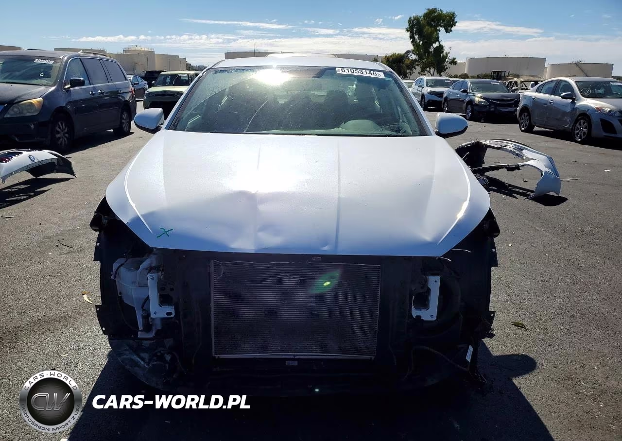 2019 Hyundai Elantra Se VIN:5NPD74LF1KH419386 - 5