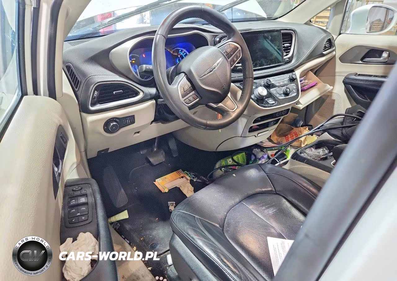 2022 Chrysler Pacifica Hybrid Touring L VIN:2C4RC1L71NR164237 - 8