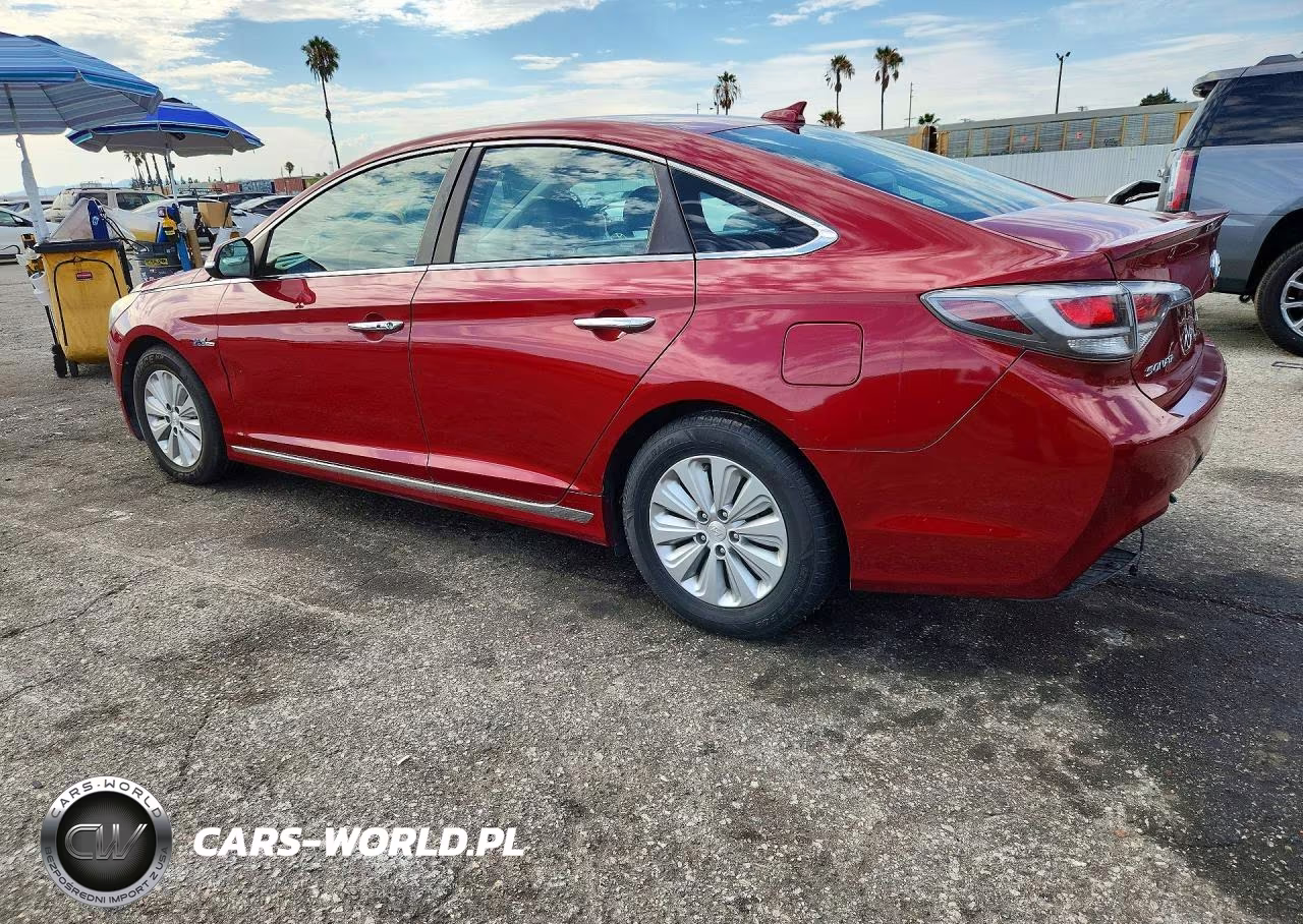 2016 Hyundai Sonata Hybrid Se VIN:KMHE24L17GA009192 - 2