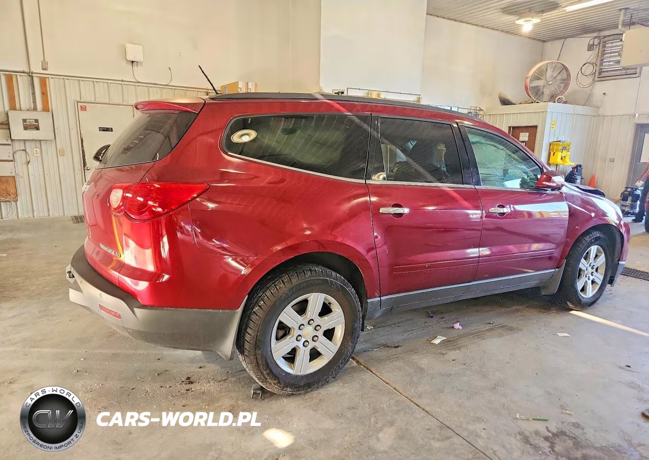 2011 Chevrolet Traverse Lt VIN:1GNKVGED7BJ117688 - 3