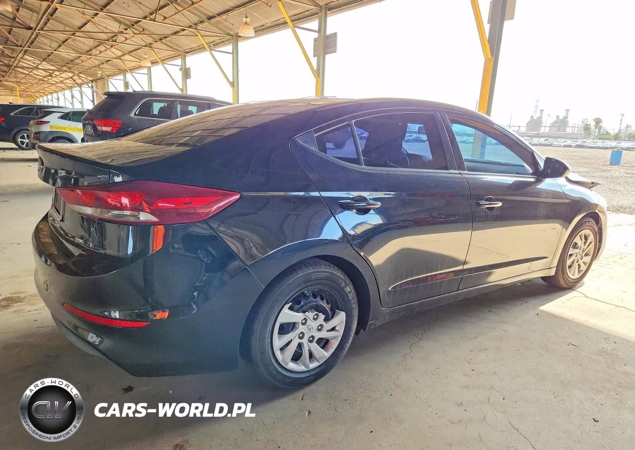 2018 Hyundai Elantra Se VIN:5NPD74LFXJH288019 - 3