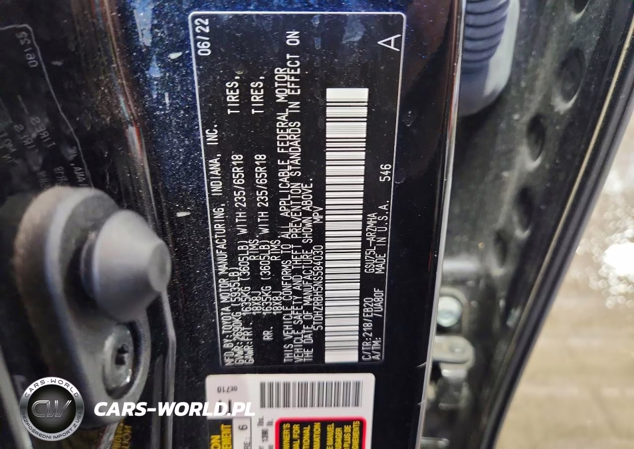2022 Toyota Highlander Xle VIN:5TDHZRBH5NS584030 - 13