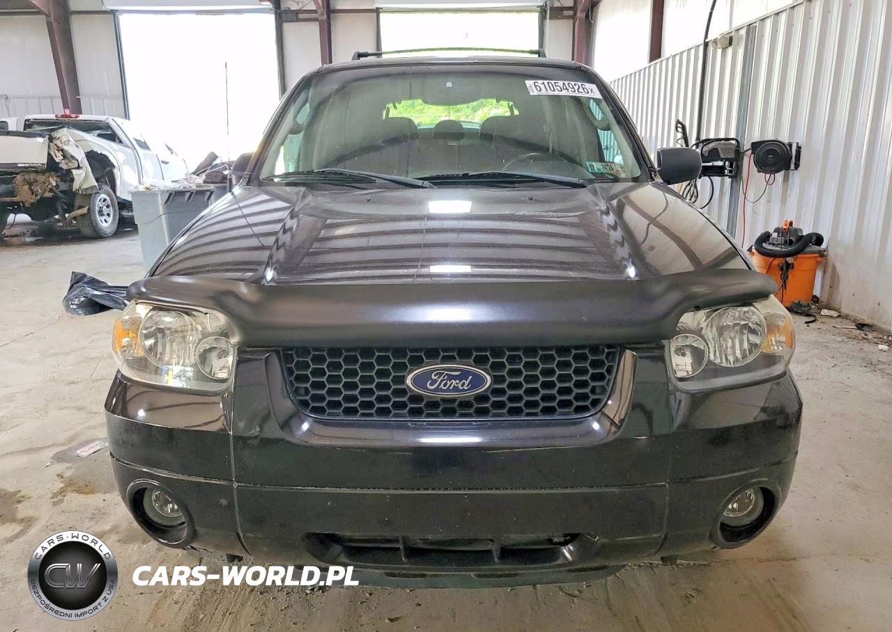 2005 Ford Escape Limited VIN:1FMYU941X5KD74413 - 5