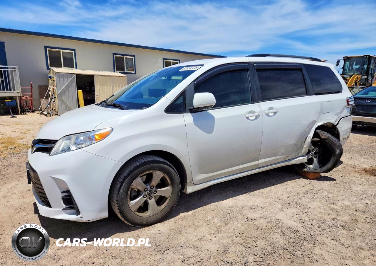 2020 Toyota Sienna Le