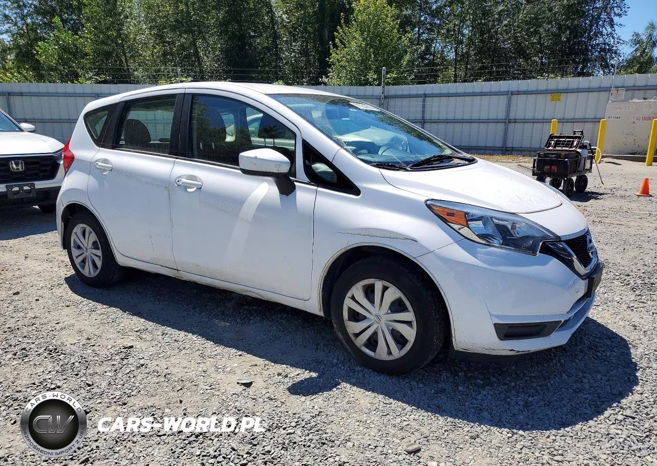 2017 Nissan Versa Note S Plus VIN:3N1CE2CP1HL366411 - 4