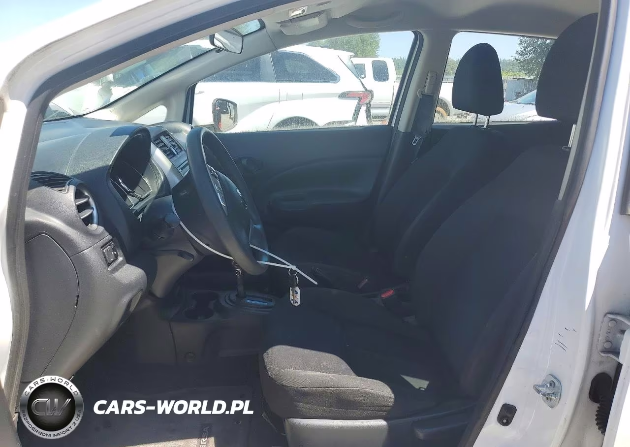 2017 Nissan Versa Note S Plus VIN:3N1CE2CP1HL366411 - 7