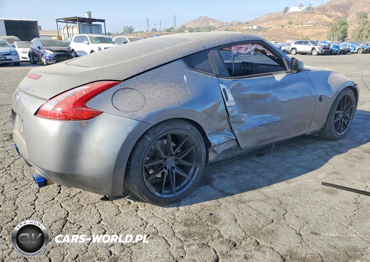 2014 Nissan 370Z Base VIN:JN1AZ4EH3EM631358 - 3