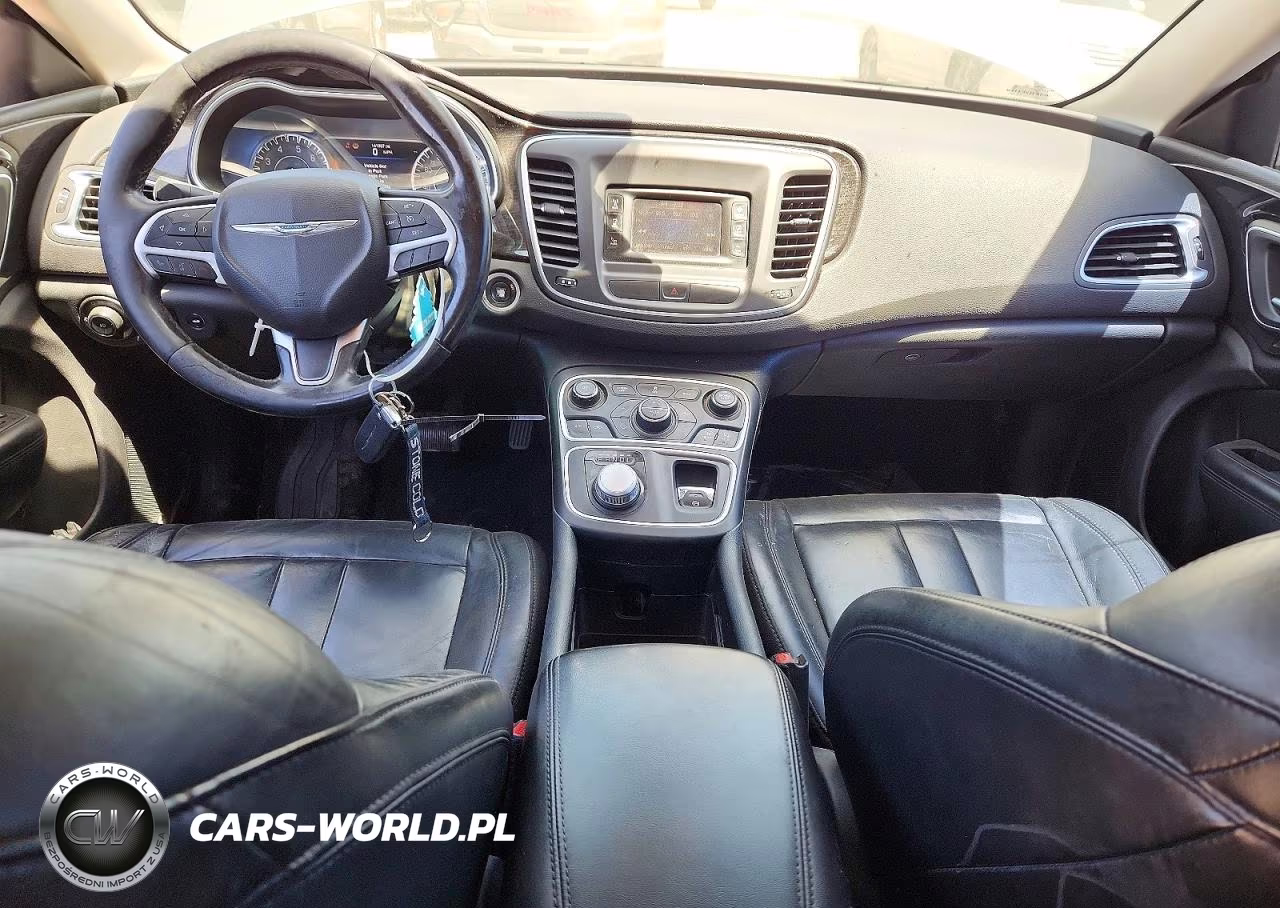 2015 Chrysler 200 C VIN:1C3CCCCB5FN520584 - 8