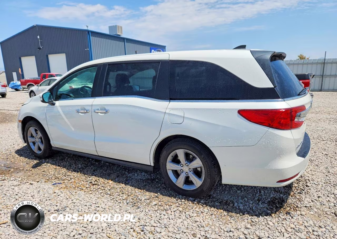 2018 Honda Odyssey Exl VIN:5FNRL6H78JB003945 - 2