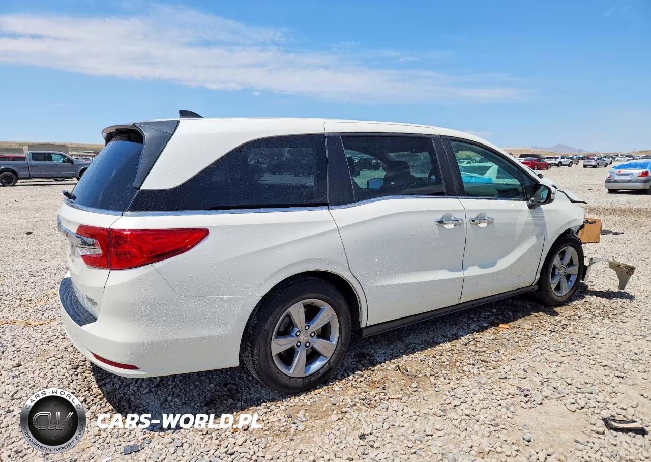 2018 Honda Odyssey Exl VIN:5FNRL6H78JB003945 - 3