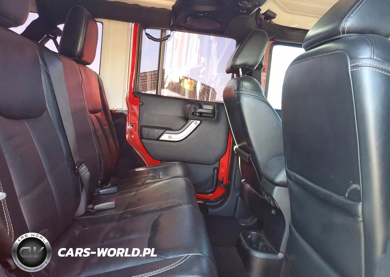 2014 Jeep Wrangler Unlimited Sahara VIN:1C4BJWEG7EL253711 - 11