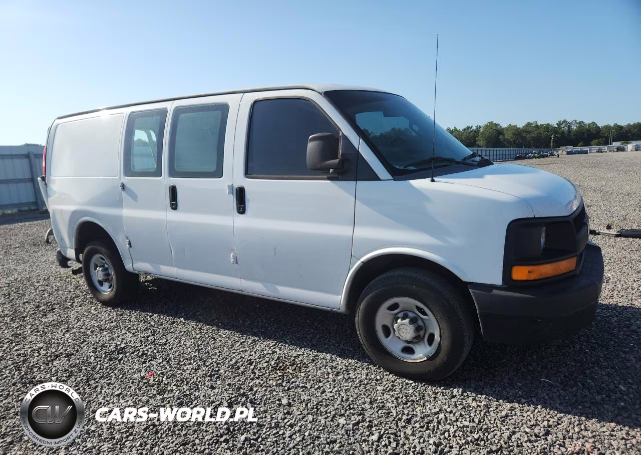 2016 Chevrolet Express 2500 Cargo Delivery Van VIN:1GCWGAFF7G1131437 - 4