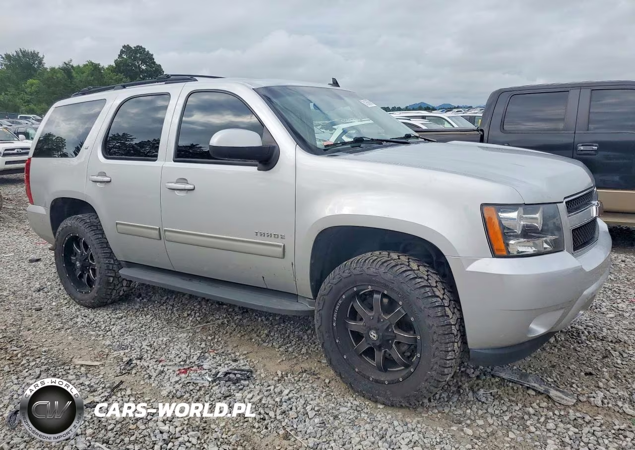 2013 Chevrolet Tahoe K1500 Lt VIN:1GNSKBE01DR290961 - 4