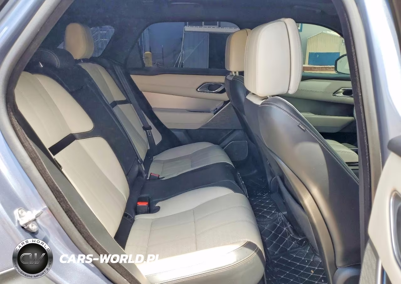 2018 Land Rover Range Rover Velar R-Dynamic Hse VIN:SALYM2RV6JA750587 - 11