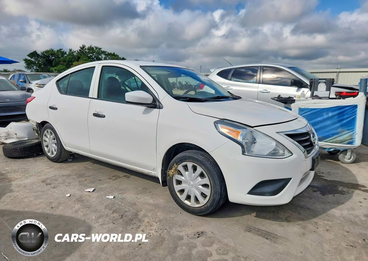 2017 Nissan Versa 1.6 S Plus VIN:3N1CN7AP0HL865216 - 4