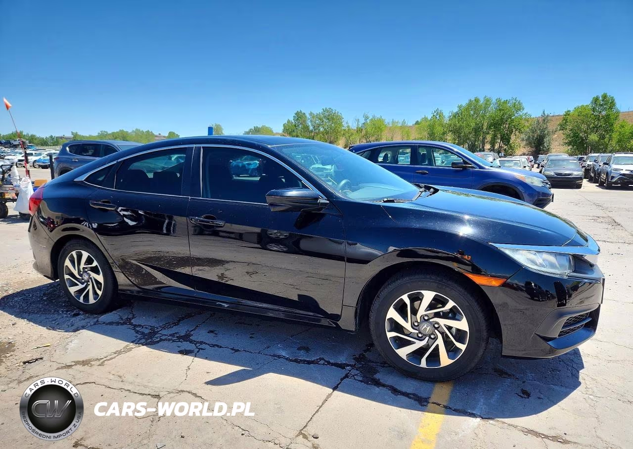 2018 Honda Civic Ex VIN:19XFC2F74JE014168 - 4