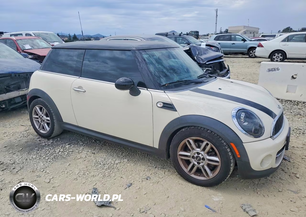 2012 Mini Cooper VIN:WMWSU3C55CT539882 - 4
