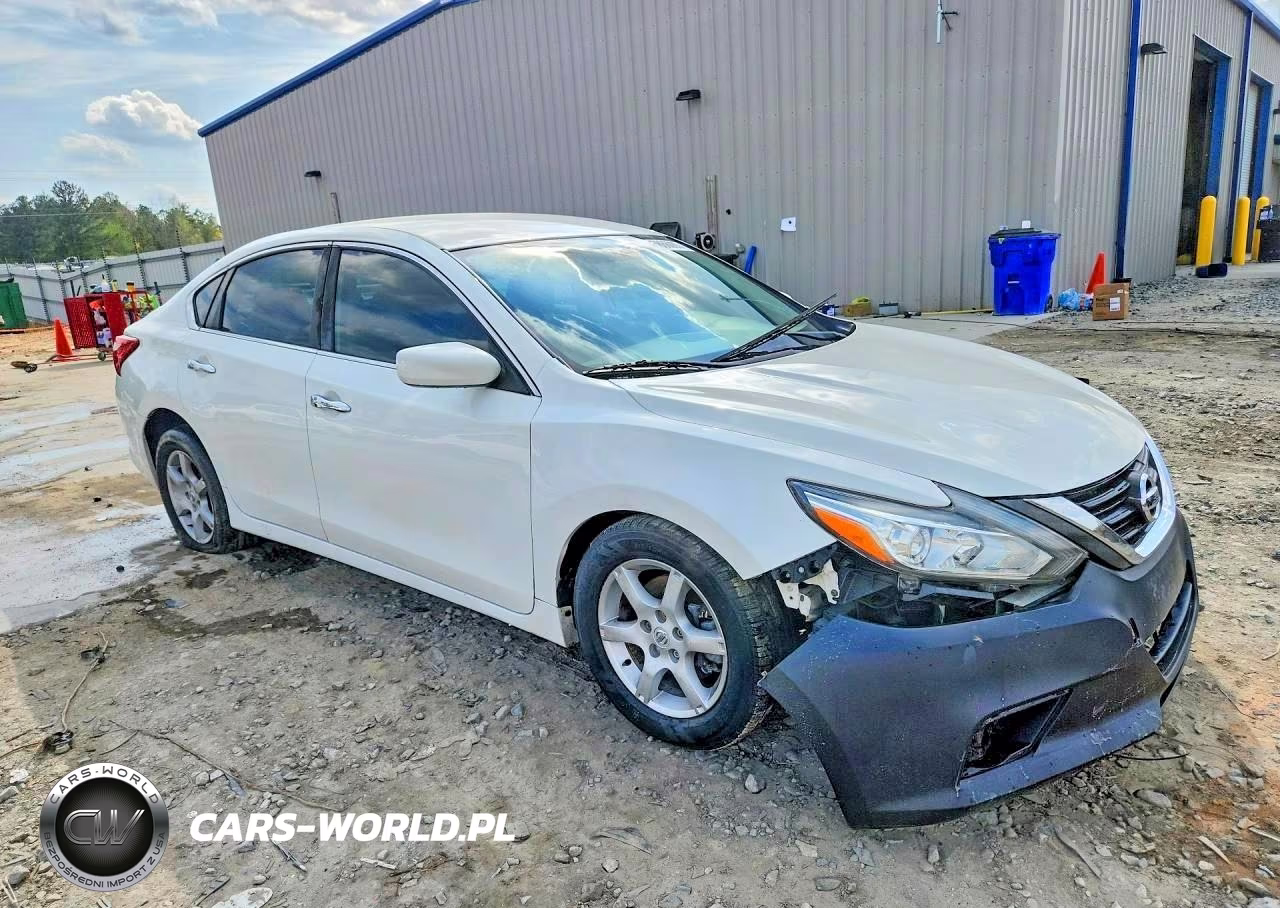 2017 Nissan Altima 2.5 S VIN:1N4AL3AP0HC179844 - 4