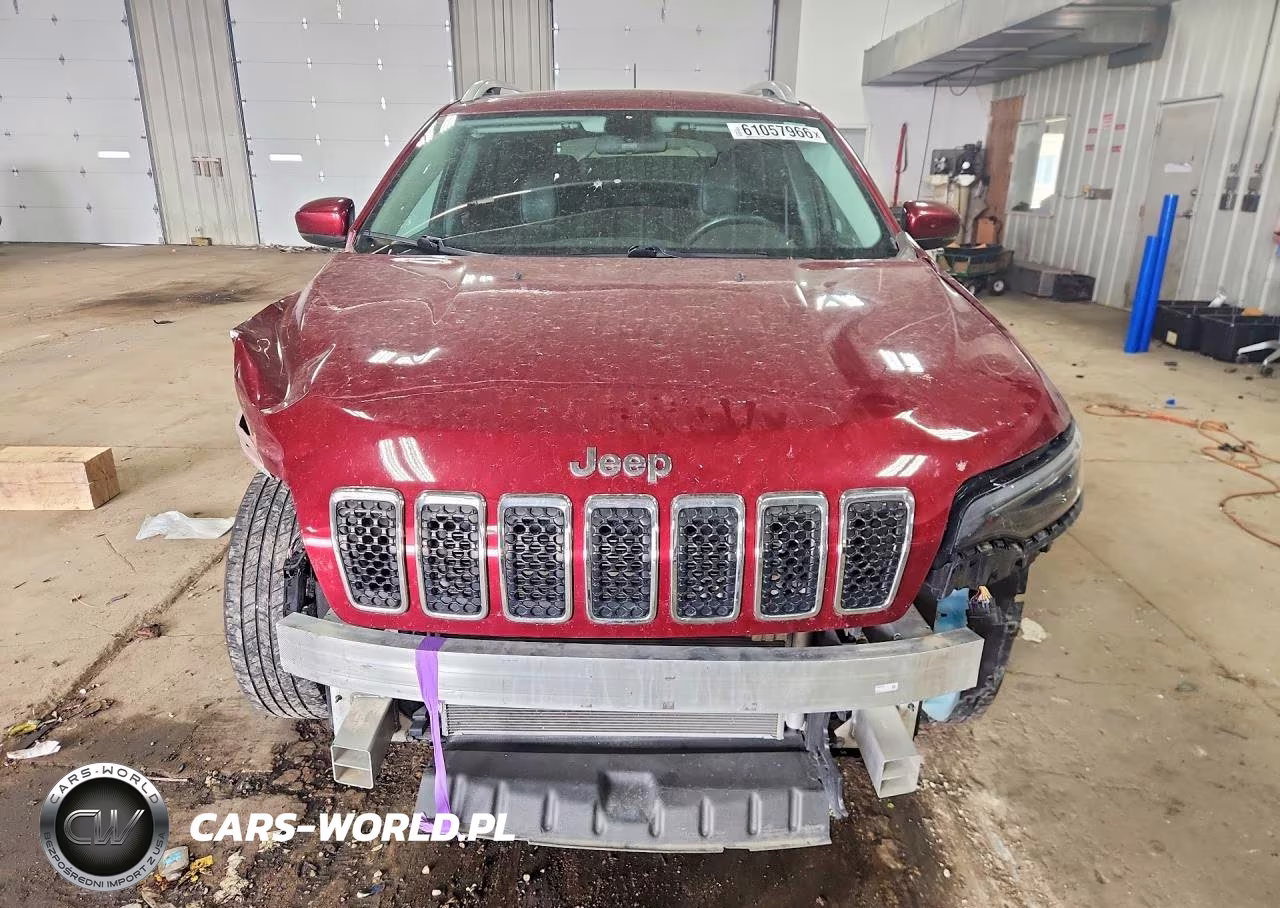 2020 Jeep Cherokee Latitude Plus VIN:1C4PJMLB4LD554848 - 5