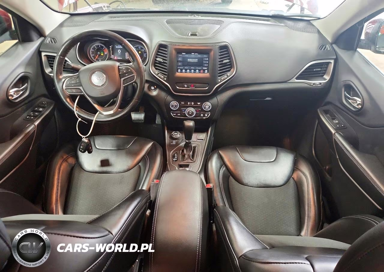 2020 Jeep Cherokee Latitude Plus VIN:1C4PJMLB4LD554848 - 8