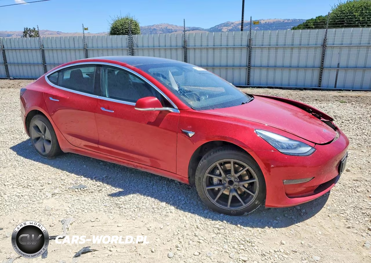 2017 Tesla Model 3 VIN:5YJ3E1EA6HF000068 - 4