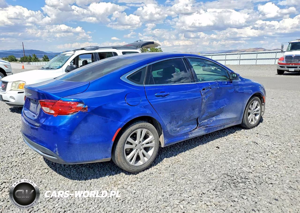 2015 Chrysler 200 Limited VIN:1C3CCCAB0FN624807 - 3