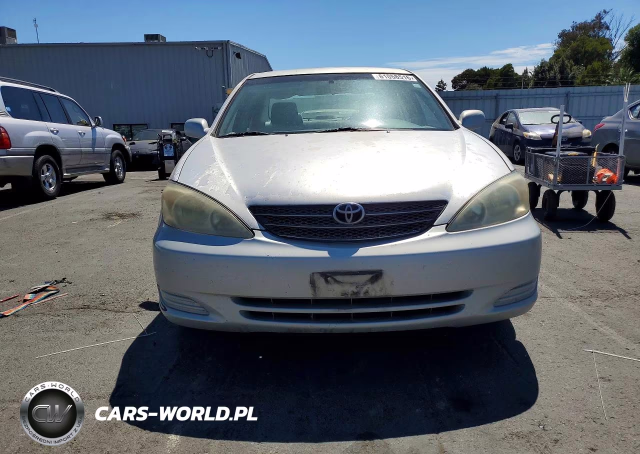 2002 Toyota Camry Le V6 VIN:4T1BF32K82U541151 - 5