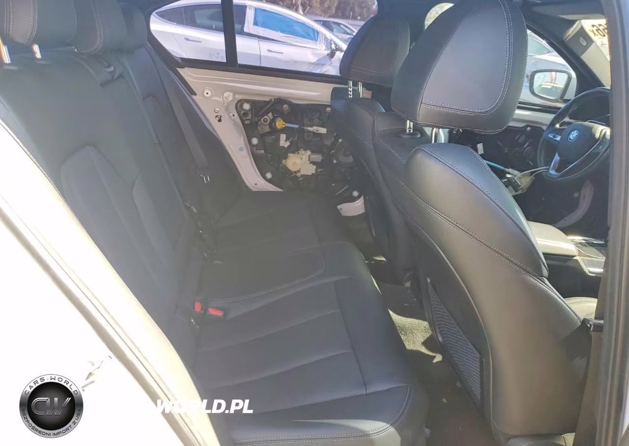 2022 BMW 330E VIN:WBA5P7C09NFL66269 - 10