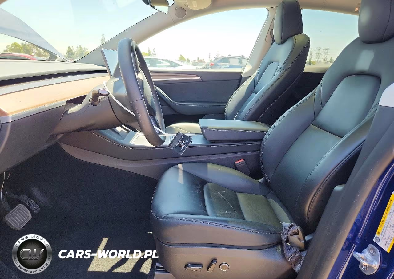 2024 Tesla Model Y VIN:7SAYGDED1RF160696 - 7