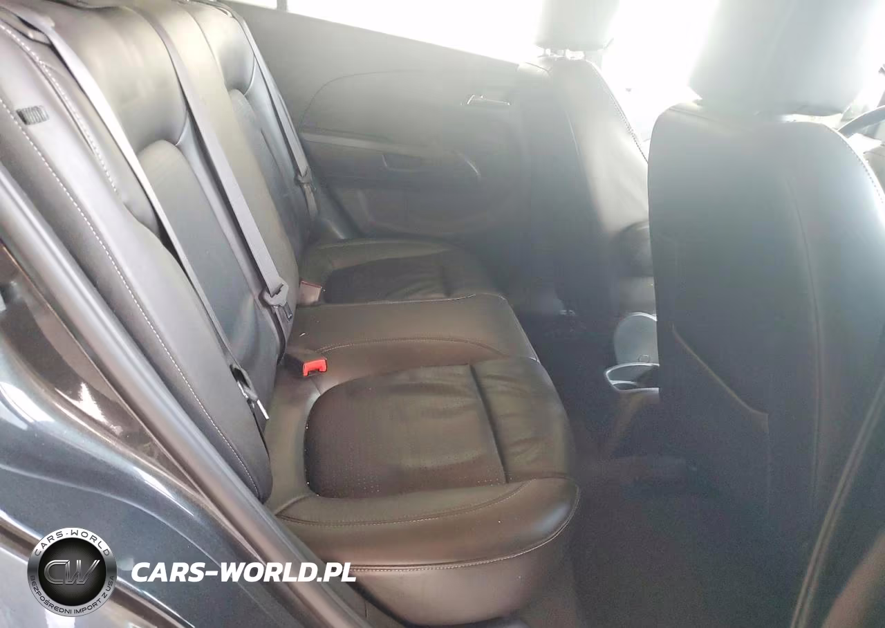 2016 Chevrolet Sonic Ltz VIN:1G1JE5SB4G4161450 - 10