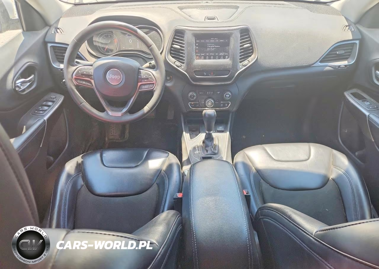 2020 Jeep Cherokee Latitude Plus VIN:1C4PJLLB3LD610241 - 8