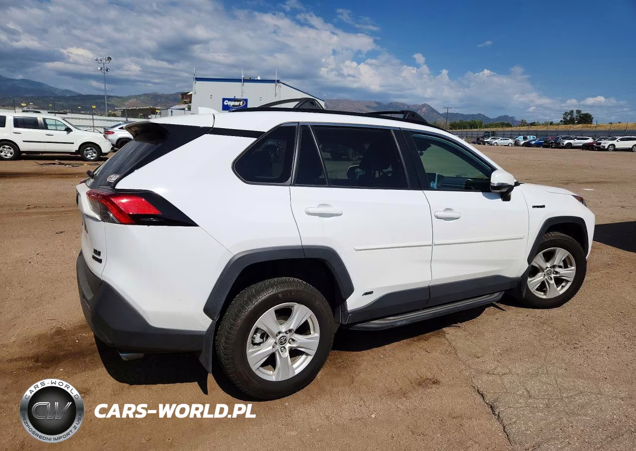 2021 Toyota Rav4 Xle VIN:4T3RWRFV5MU048060 - 3